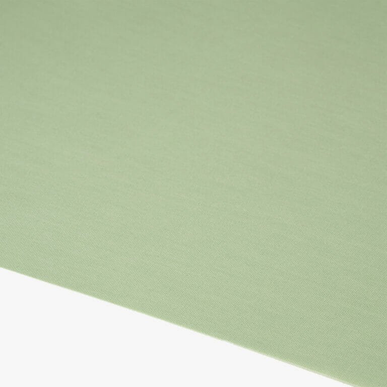 03G02