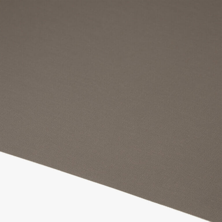 03K04